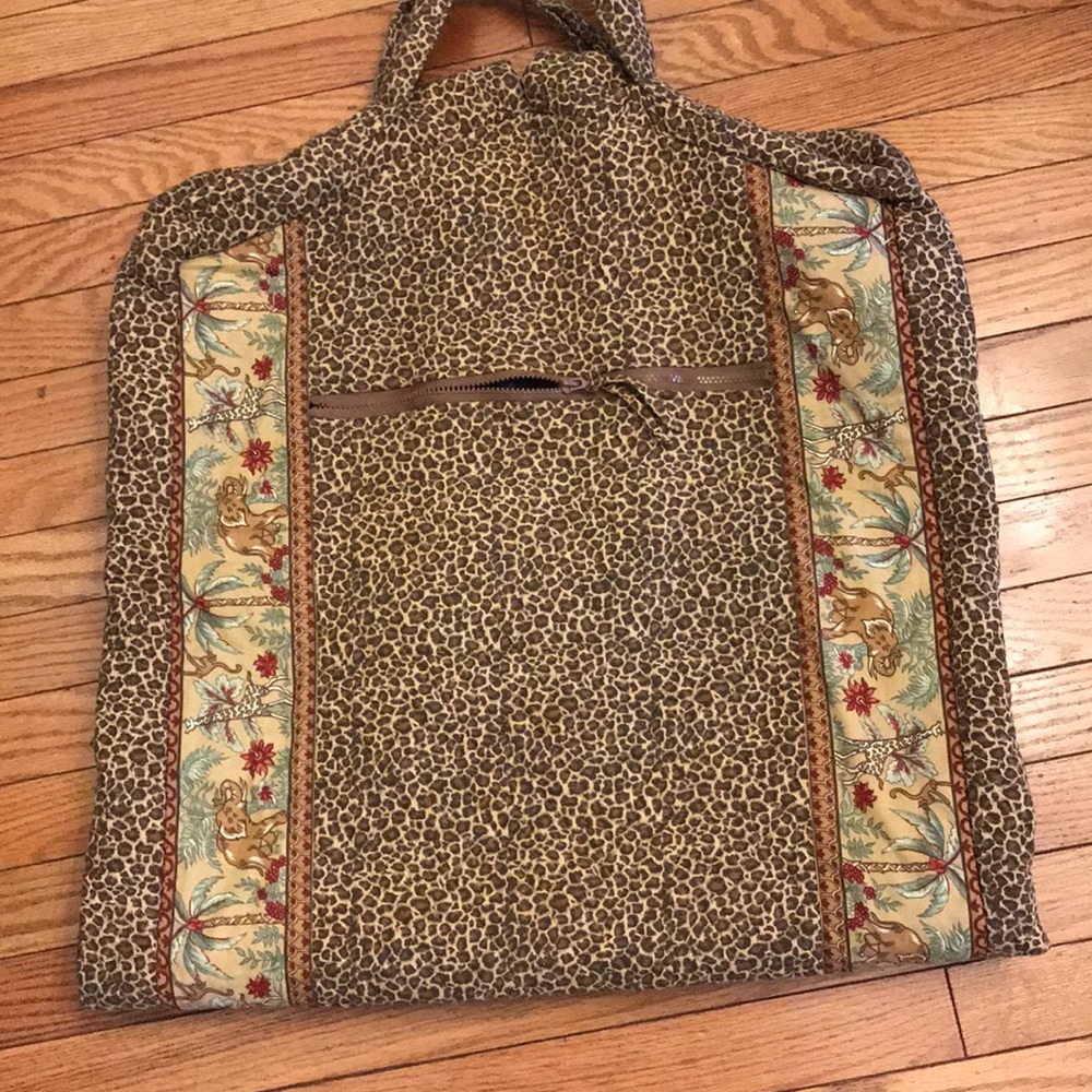 Garment bag
